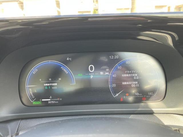 クラウンクロスオーバー ４ＷＤ　Ｇアドバンスドレザーパッケージ　新品タイヤ／保証書／純正　ＳＤナビ／デジタルインナーミラー／衝突安全装置／シートヒーター／全方位モニター／車線逸脱防止支援システム／シート　合皮／ヘッドランプ　ＬＥＤ／ＥＴＣ／ＥＢＤ付ＡＢＳ　４ＷＤ（14枚目）