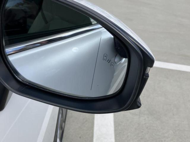 クラウンクロスオーバー ４ＷＤ　Ｇアドバンスドレザーパッケージ　新品タイヤ／保証書／純正　ＳＤナビ／デジタルインナーミラー／衝突安全装置／シートヒーター／全方位モニター／車線逸脱防止支援システム／シート　合皮／ヘッドランプ　ＬＥＤ／ＥＴＣ／ＥＢＤ付ＡＢＳ　４ＷＤ（37枚目）