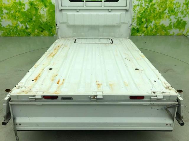 キャリイトラック KC 新品タイヤ/保証書/ドライブレコーダー 社外/エアバッグ 運転席/衝突安全ボディ/マニュアルエアコン/取扱説明書/ユーザー買取車/アクセサリーソケット/ヘッドライトレベライザー/三方開/ラジオ(7枚目)