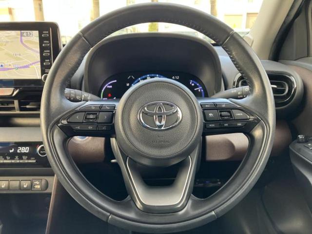 ヤリスクロス ハイブリッドZ 新品タイヤ/保証書/ディスプレイオーディオ+ナビ8インチ/トヨタセーフティセンス/シートヒーター 前席/パノラミックビューモニター/車線逸脱防止支援システム/シート ハーフレザー 衝突被害軽減システム(15枚目)