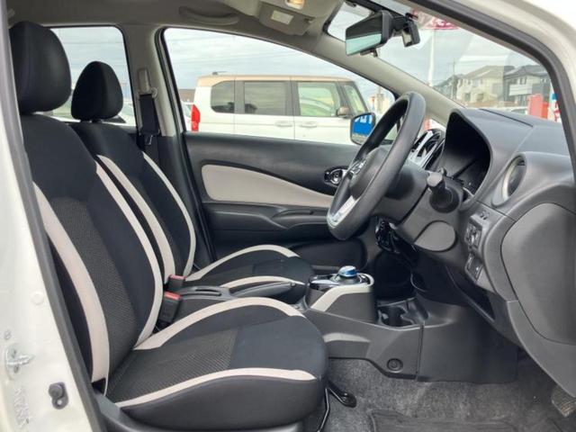 ノート ｅパワーＸ　新品タイヤ／純正エアロ／純正　ＳＤナビ／インテリジェントルームミラー／衝突安全装置／車線逸脱防止支援システム／ヘッドランプ　ＬＥＤ／ＥＴＣ／ＥＢＤ付ＡＢＳ／横滑り防止装置／アイドリングストップ（4枚目）