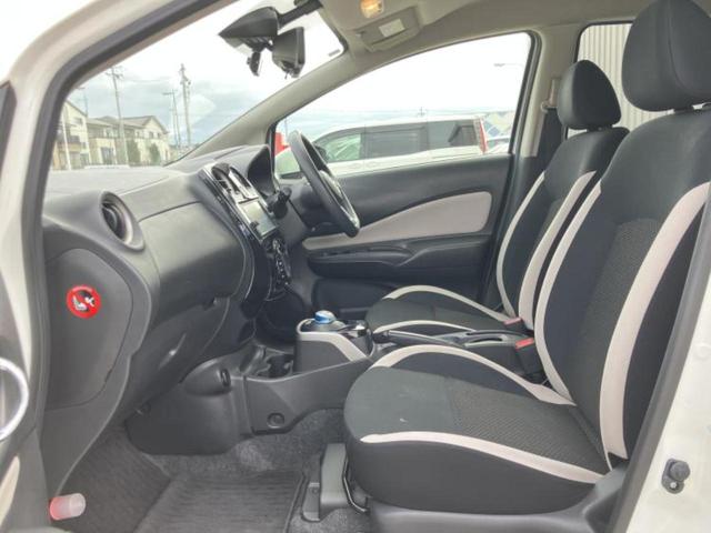 ノート ｅパワーＸ　新品タイヤ／純正エアロ／純正　ＳＤナビ／インテリジェントルームミラー／衝突安全装置／車線逸脱防止支援システム／ヘッドランプ　ＬＥＤ／ＥＴＣ／ＥＢＤ付ＡＢＳ／横滑り防止装置／アイドリングストップ（7枚目）