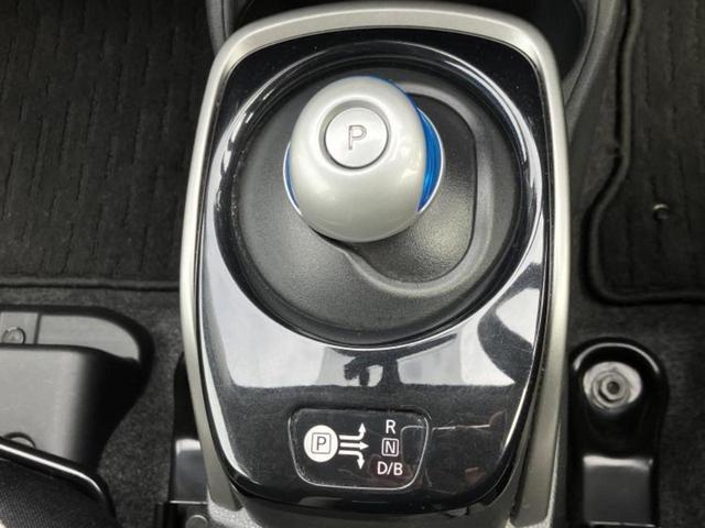 ノート ｅパワーＸ　新品タイヤ／純正エアロ／純正　ＳＤナビ／インテリジェントルームミラー／衝突安全装置／車線逸脱防止支援システム／ヘッドランプ　ＬＥＤ／ＥＴＣ／ＥＢＤ付ＡＢＳ／横滑り防止装置／アイドリングストップ（17枚目）