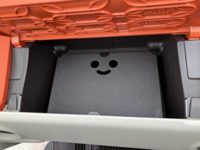 �ԑI�тɂ͂��Y�݂������̂ł��I��̓I�ȍw���܂ł͌������Ă��Ȃ����ǎԂ͋C�ɂȂ�Ƃ������q�l���劽�}�ł��I���񒆌Îԍw���̑����̂���`���������Ă��������I