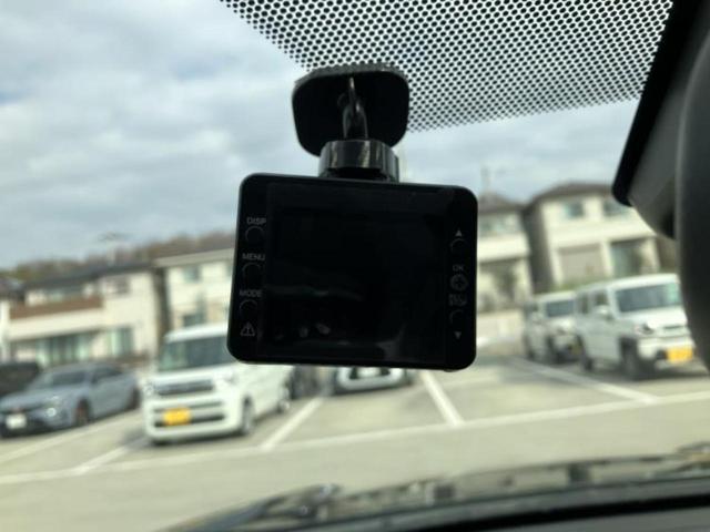 ヤリスクロス ハイブリッドＺ　新品タイヤ／保証書／ディスプレイオーディオ＋ナビ８インチ／トヨタセーフティセンス／シートヒーター　前席／パノラミックビューモニター／車線逸脱防止支援システム／シート　ハーフレザー　衝突被害軽減システム（44枚目）