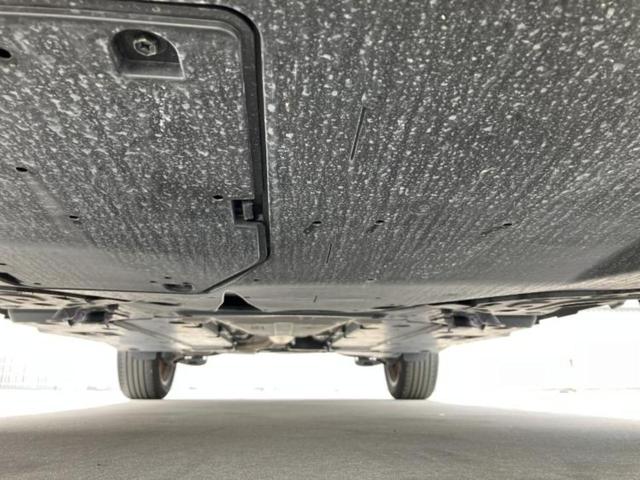 ヤリスクロス ハイブリッドＺ　新品タイヤ／保証書／ディスプレイオーディオ＋ナビ８インチ／トヨタセーフティセンス／シートヒーター　前席／パノラミックビューモニター／車線逸脱防止支援システム／シート　ハーフレザー　衝突被害軽減システム（50枚目）