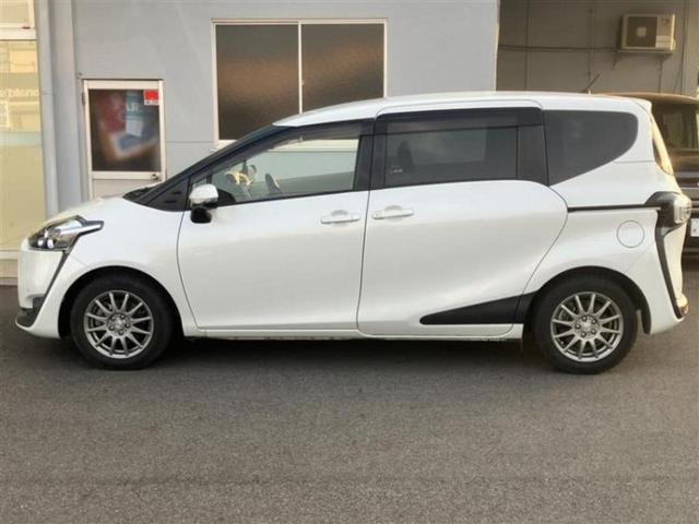 シエンタ Ｇ　新品タイヤ／保証書／純正　ＳＤナビ／両側電動スライドドア／ヘッドランプ　ＬＥＤ／ＥＴＣ／ＥＢＤ付ＡＢＳ／横滑り防止装置／アイドリングストップ／フルセグＴＶ／エアバッグ　運転席／エアバッグ　助手席（2枚目）