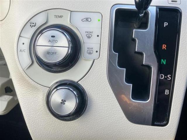 シエンタ Ｇ　新品タイヤ／保証書／純正　ＳＤナビ／両側電動スライドドア／ヘッドランプ　ＬＥＤ／ＥＴＣ／ＥＢＤ付ＡＢＳ／横滑り防止装置／アイドリングストップ／フルセグＴＶ／エアバッグ　運転席／エアバッグ　助手席（17枚目）