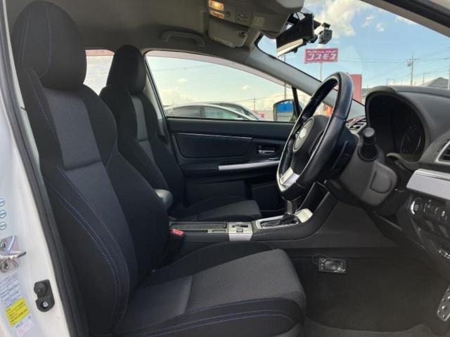 レヴォーグ 4WD1.6GT-Sアイサイト 純正エアロ/保証書/純正 SDナビ/衝突安全装置/車線逸脱防止支援システム/ヘッドランプ LED/ETC/EBD付ABS/横滑り防止装置/アイドリングストップ/フルセグTV/エアバッグ 運転席 4WD(4枚目)