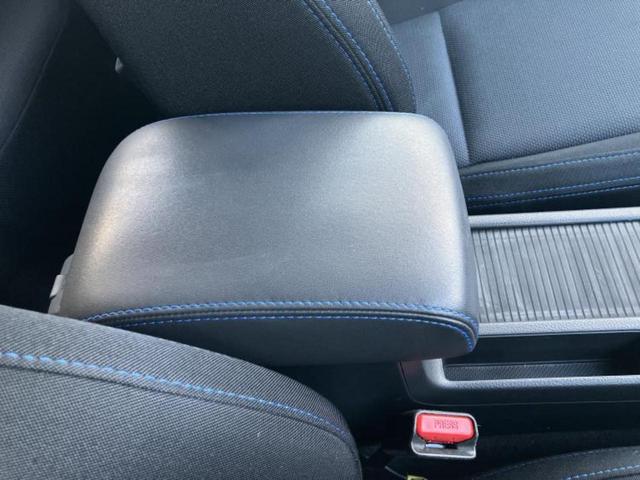 レヴォーグ 4WD1.6GT-Sアイサイト 純正エアロ/保証書/純正 SDナビ/衝突安全装置/車線逸脱防止支援システム/ヘッドランプ LED/ETC/EBD付ABS/横滑り防止装置/アイドリングストップ/フルセグTV/エアバッグ 運転席 4WD(30枚目)