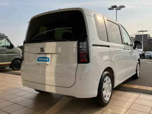 フリード ＡＩＲ　保証書／純正　８インチ　ナビ／ホンダセンシング／両側電動スライドドア／車線逸脱防止支援システム／登録済未使用車／ヘッドランプ　ＬＥＤ／Ｂｌｕｅｔｏｏｔｈ接続／フルセグＴＶ／禁煙車　衝突被害軽減システム（3枚目）