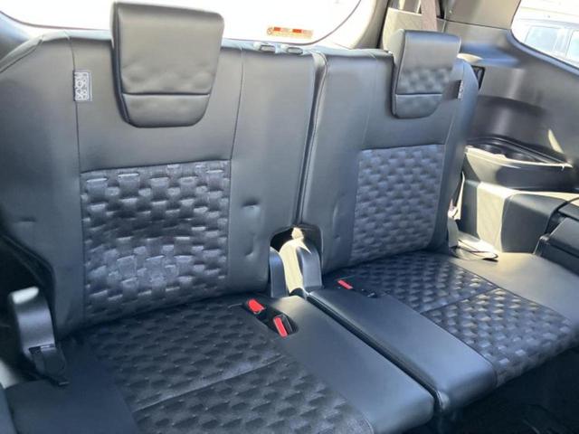 ヴォクシー Ｓ－Ｚ　保証書／ディスプレイオーディオ１０インチ／衝突安全装置／両側電動スライドドア／シートヒーター／車線逸脱防止支援システム／シート　ハーフレザー／ヘッドランプ　ＬＥＤ／ＥＴＣ／ＥＢＤ付ＡＢＳ　バックカメラ（6枚目）