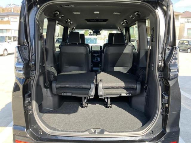 ヴォクシー Ｓ－Ｚ　保証書／ディスプレイオーディオ１０インチ／衝突安全装置／両側電動スライドドア／シートヒーター／車線逸脱防止支援システム／シート　ハーフレザー／ヘッドランプ　ＬＥＤ／ＥＴＣ／ＥＢＤ付ＡＢＳ　バックカメラ（21枚目）