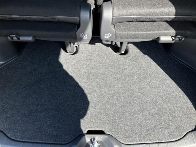 ヴォクシー Ｓ－Ｚ　保証書／ディスプレイオーディオ１０インチ／衝突安全装置／両側電動スライドドア／シートヒーター／車線逸脱防止支援システム／シート　ハーフレザー／ヘッドランプ　ＬＥＤ／ＥＴＣ／ＥＢＤ付ＡＢＳ　バックカメラ（28枚目）