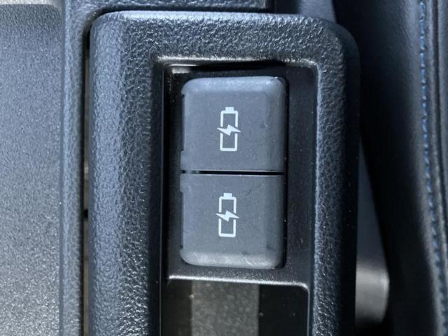 ヴォクシー Ｓ－Ｚ　保証書／ディスプレイオーディオ１０インチ／衝突安全装置／両側電動スライドドア／シートヒーター／車線逸脱防止支援システム／シート　ハーフレザー／ヘッドランプ　ＬＥＤ／ＥＴＣ／ＥＢＤ付ＡＢＳ　バックカメラ（43枚目）