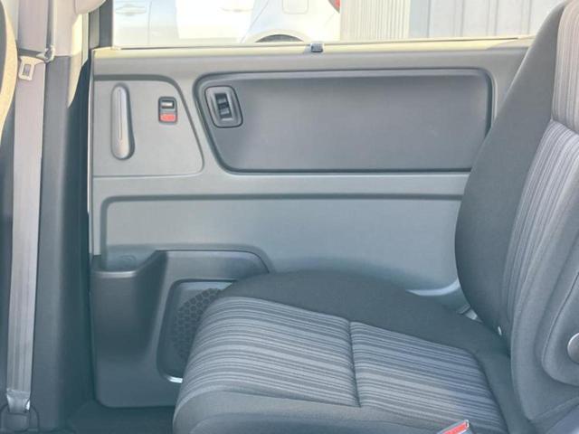 フリード Ｇホンダセンシング　保証書／社外　ＳＤナビ／衝突安全装置／両側電動スライドドア／車線逸脱防止支援システム／ヘッドランプ　ＬＥＤ／ＥＴＣ／ＥＢＤ付ＡＢＳ／横滑り防止装置／アイドリングストップ／フルセグＴＶ　ワンオーナー（23枚目）