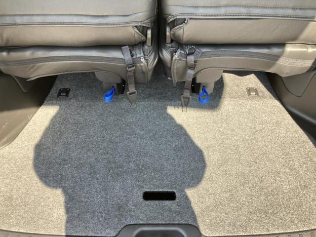 セレナ ハイウェイスターＶセレクション　純正　９インチ　ＳＤナビ／衝突安全装置／両側電動スライドドア／車線逸脱防止支援システム／ヘッドランプ　ＬＥＤ／ＥＴＣ／ＥＢＤ付ＡＢＳ／横滑り防止装置／アイドリングストップ／フルセグＴＶ　レーンアシスト（27枚目）