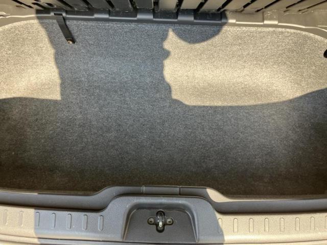 セレナ ハイウェイスターＶセレクション　純正　９インチ　ＳＤナビ／衝突安全装置／両側電動スライドドア／車線逸脱防止支援システム／ヘッドランプ　ＬＥＤ／ＥＴＣ／ＥＢＤ付ＡＢＳ／横滑り防止装置／アイドリングストップ／フルセグＴＶ　レーンアシスト（29枚目）