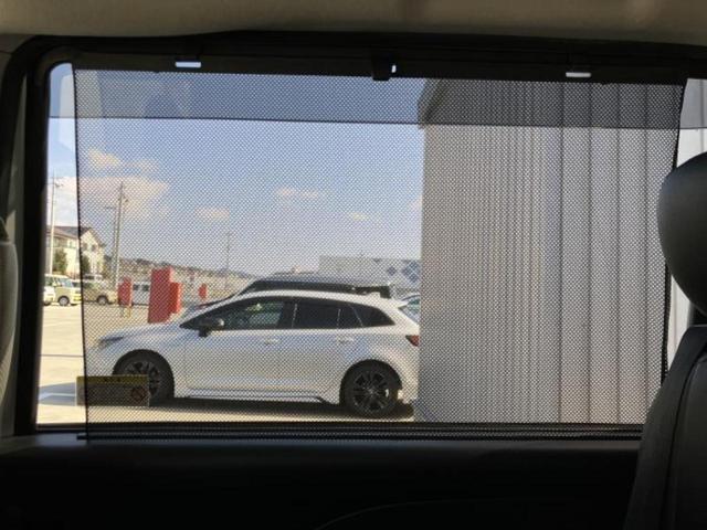 セレナ ハイウェイスターＶセレクション　純正　９インチ　ＳＤナビ／衝突安全装置／両側電動スライドドア／車線逸脱防止支援システム／ヘッドランプ　ＬＥＤ／ＥＴＣ／ＥＢＤ付ＡＢＳ／横滑り防止装置／アイドリングストップ／フルセグＴＶ　レーンアシスト（42枚目）