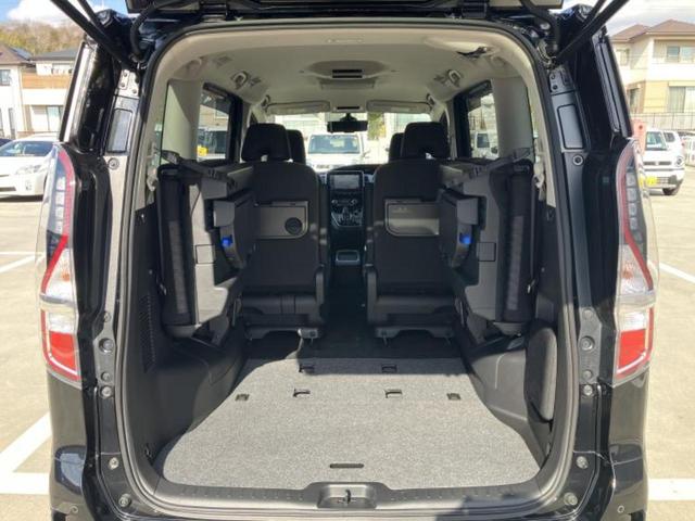 セレナ ｅパワーハイウェイスターＶ　新品タイヤ／保証書／純正　１０インチ　ＳＤナビ／フリップダウンモニター／インテリジェントルームミラー／衝突安全装置／両側電動スライドドア／車線逸脱防止支援システム／ヘッドランプ　ＬＥＤ／ＥＴＣ（21枚目）