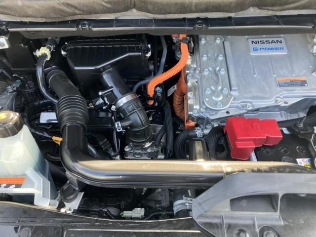 セレナ ｅパワーハイウェイスターＶ　新品タイヤ／保証書／純正　１０インチ　ＳＤナビ／フリップダウンモニター／インテリジェントルームミラー／衝突安全装置／両側電動スライドドア／車線逸脱防止支援システム／ヘッドランプ　ＬＥＤ／ＥＴＣ（53枚目）