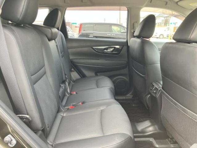 エクストレイル ２０Ｘ　新品タイヤ／保証書／純正　９インチ　ＳＤナビ／インテリジェントルームミラー／ヘッドランプ　ＬＥＤ／ＥＴＣ／ＥＢＤ付ＡＢＳ／横滑り防止装置／アイドリングストップ／フルセグＴＶ／エアバッグ　運転席（5枚目）