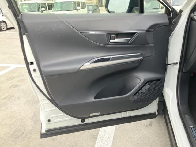 ハリアー ４ＷＤ　Ｇレザーパッケージ　保証書／ディスプレイオーディオ＋ナビ８インチ／デジタルインナーミラー／衝突安全装置／シートヒーター／車線逸脱防止支援システム／シート　合皮／電動バックドア／ヘッドランプ　ＬＥＤ／ＥＴＣ　バックカメラ（23枚目）