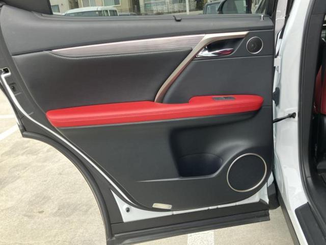 ＲＸ ＲＸ４５０ｈ　Ｆスポーツ　新品タイヤ／サンルーフ／保証書／純正　１２．３インチ　メモリーナビ／プリクラッシュセーフティ／シートヒーター／パノラミックビューモニター／車線逸脱防止支援システム／シート　合皮／電動バックドア　ＥＴＣ（24枚目）