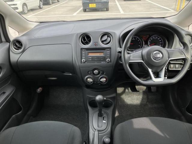 ノート Ｓ　新品タイヤ／保証書／ＥＴＣ／ＥＢＤ付ＡＢＳ／アイドリングストップ／エアバッグ　運転席／エアバッグ　助手席／パワーウインドウ／キーレスエントリー／パワーステアリング／マニュアルエアコン／取扱説明書（6枚目）