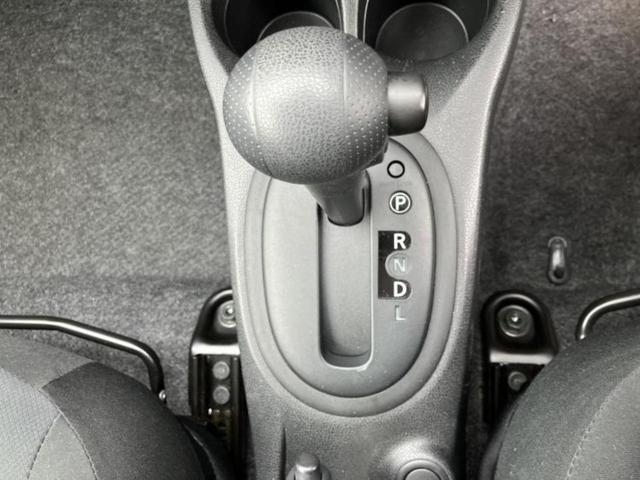 ノート Ｓ　新品タイヤ／保証書／ＥＴＣ／ＥＢＤ付ＡＢＳ／アイドリングストップ／エアバッグ　運転席／エアバッグ　助手席／パワーウインドウ／キーレスエントリー／パワーステアリング／マニュアルエアコン／取扱説明書（15枚目）