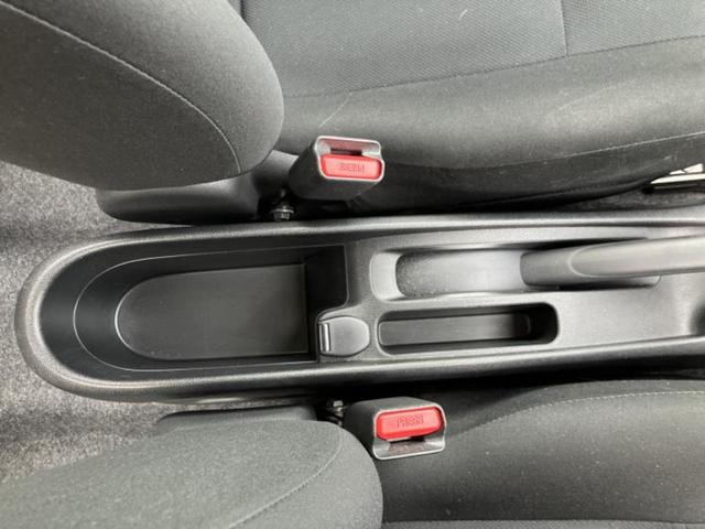 ノート Ｓ　新品タイヤ／保証書／ＥＴＣ／ＥＢＤ付ＡＢＳ／アイドリングストップ／エアバッグ　運転席／エアバッグ　助手席／パワーウインドウ／キーレスエントリー／パワーステアリング／マニュアルエアコン／取扱説明書（32枚目）