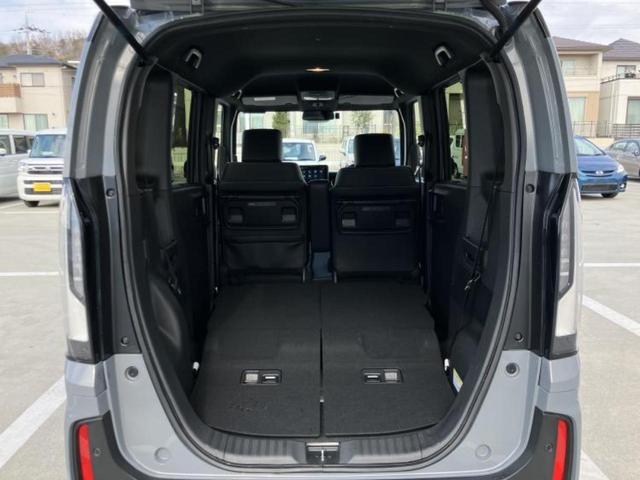 N-BOXカスタム ターボコーディネートスタイル2トーン 新品タイヤ/保証書/純正 8インチ メモリーナビ/ホンダセンシング/両側電動スライドドア/シートヒーター 前席/車線逸脱防止支援システム/ヘッドランプ LED/USBジャック ターボ バックカメラ(20枚目)