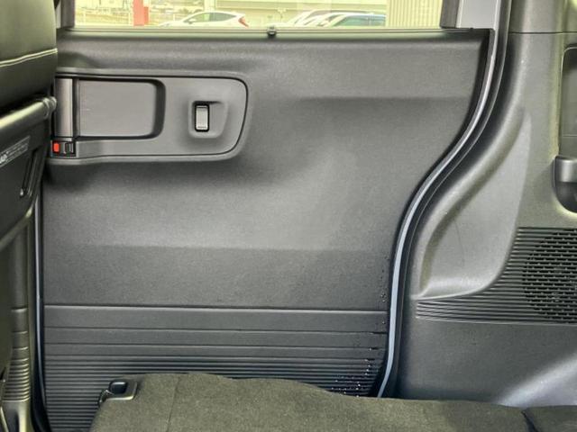 N-BOXカスタム ターボコーディネートスタイル2トーン 新品タイヤ/保証書/純正 8インチ メモリーナビ/ホンダセンシング/両側電動スライドドア/シートヒーター 前席/車線逸脱防止支援システム/ヘッドランプ LED/USBジャック ターボ バックカメラ(22枚目)