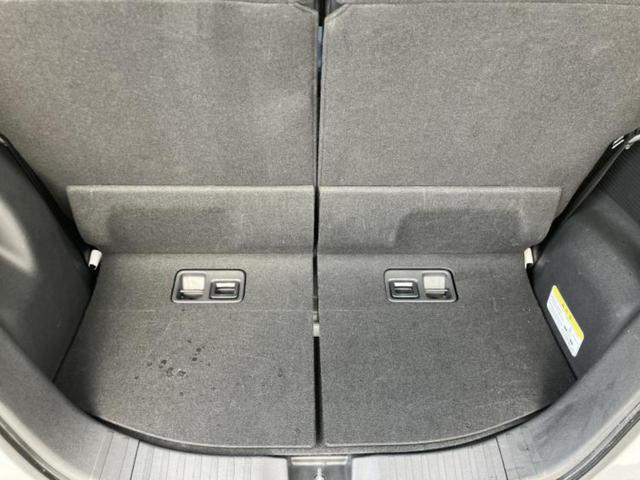 N-BOXカスタム ターボコーディネートスタイル2トーン 新品タイヤ/保証書/純正 8インチ メモリーナビ/ホンダセンシング/両側電動スライドドア/シートヒーター 前席/車線逸脱防止支援システム/ヘッドランプ LED/USBジャック ターボ バックカメラ(25枚目)