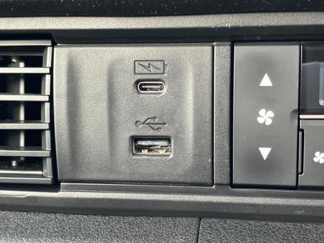 N-BOXカスタム ターボコーディネートスタイル2トーン 新品タイヤ/保証書/純正 8インチ メモリーナビ/ホンダセンシング/両側電動スライドドア/シートヒーター 前席/車線逸脱防止支援システム/ヘッドランプ LED/USBジャック ターボ バックカメラ(41枚目)