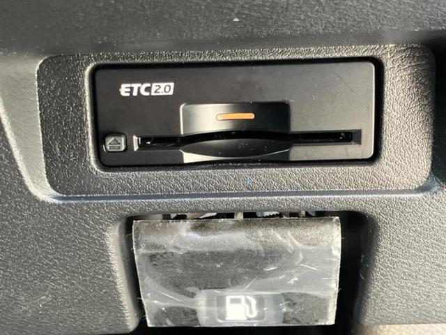 オーラ ４ＷＤ　Ｇ　ＦＯＵＲレザーエディション　ＢＯＳＥ／保証書／純正　９インチ　ＳＤナビ／インテリジェントルームミラー／衝突安全装置／シートヒーター／全方位モニター／車線逸脱防止支援システム／シート　フルレザー／ヘッドランプ　ＬＥＤ／ＥＴＣ（18枚目）