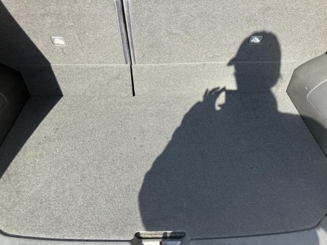 オーラ ４ＷＤ　Ｇ　ＦＯＵＲレザーエディション　ＢＯＳＥ／保証書／純正　９インチ　ＳＤナビ／インテリジェントルームミラー／衝突安全装置／シートヒーター／全方位モニター／車線逸脱防止支援システム／シート　フルレザー／ヘッドランプ　ＬＥＤ／ＥＴＣ（25枚目）