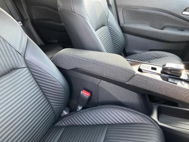 オーラ ４ＷＤ　Ｇ　ＦＯＵＲレザーエディション　ＢＯＳＥ／保証書／純正　９インチ　ＳＤナビ／インテリジェントルームミラー／衝突安全装置／シートヒーター／全方位モニター／車線逸脱防止支援システム／シート　フルレザー／ヘッドランプ　ＬＥＤ／ＥＴＣ（34枚目）