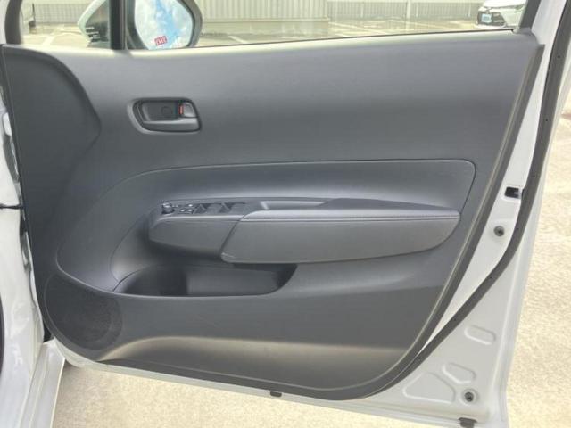 アクア Ｘ　新品タイヤ／保証書／ディスプレイオーディオ／衝突安全装置／車線逸脱防止支援システム／ヘッドランプ　ＬＥＤ／ＥＢＤ付ＡＢＳ／横滑り防止装置／アイドリングストップ／クルーズコントロール　ＬＥＤヘッドランプ（21枚目）