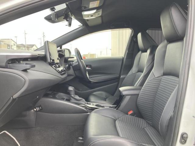 カローラツーリング ハイブリッドダブルバイビー　モデリスタエアロ／保証書／ディスプレイオーディオ＋ナビ９インチ／トヨタセーフティセンス／シートヒーター　前席／車線逸脱防止支援システム／シート　合皮／ヘッドランプ　ＬＥＤ／ＵＳＢジャック　フルエアロ（7枚目）