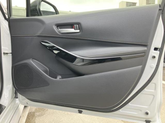 カローラツーリング ハイブリッドダブルバイビー　モデリスタエアロ／保証書／ディスプレイオーディオ＋ナビ９インチ／トヨタセーフティセンス／シートヒーター　前席／車線逸脱防止支援システム／シート　合皮／ヘッドランプ　ＬＥＤ／ＵＳＢジャック　フルエアロ（21枚目）