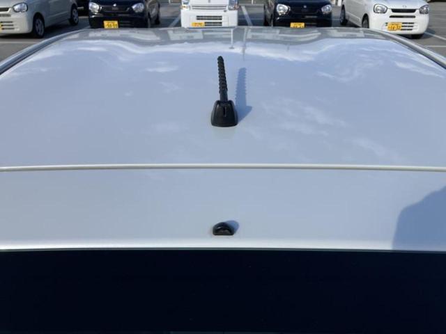 プリウス Ｓ　保証書／社外　ＳＤナビ／ＥＴＣ／ＥＢＤ付ＡＢＳ／横滑り防止装置／アイドリングストップ／フルセグＴＶ／エアバッグ　運転席／エアバッグ　助手席／エアバッグ　サイド／アルミホイール　純正　１５インチ（51枚目）