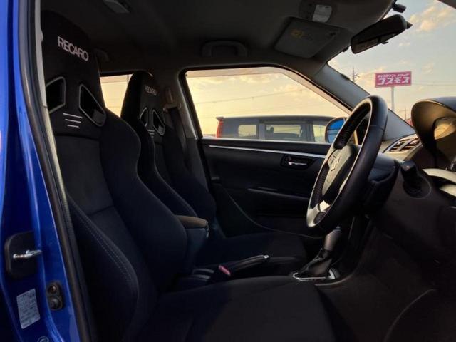 �u���̎Ԃ̎ʐ^�������ƌ������v�u��Ԃ��C�ɂȂ�v�u���̑����͂��Ă���H�v�ǂ�ȏ����ȋ^��ł����C�y�ɂ��₢���킹���������I