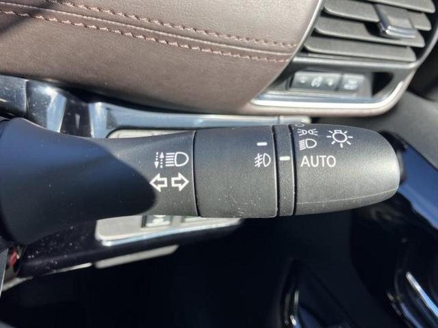 セレナ eパワーハイウェイスターG 保証書/純正 10インチ SDナビ/フリップダウンモニター/インテリジェントルームミラー/衝突安全装置/両側電動スライドドア/車線逸脱防止支援システム/シート 合皮/ヘッドランプ LED/ETC(16枚目)