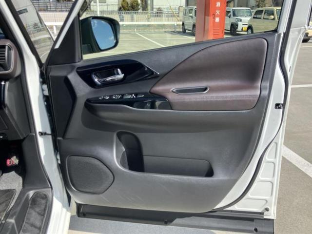 セレナ eパワーハイウェイスターG 保証書/純正 10インチ SDナビ/フリップダウンモニター/インテリジェントルームミラー/衝突安全装置/両側電動スライドドア/車線逸脱防止支援システム/シート 合皮/ヘッドランプ LED/ETC(21枚目)