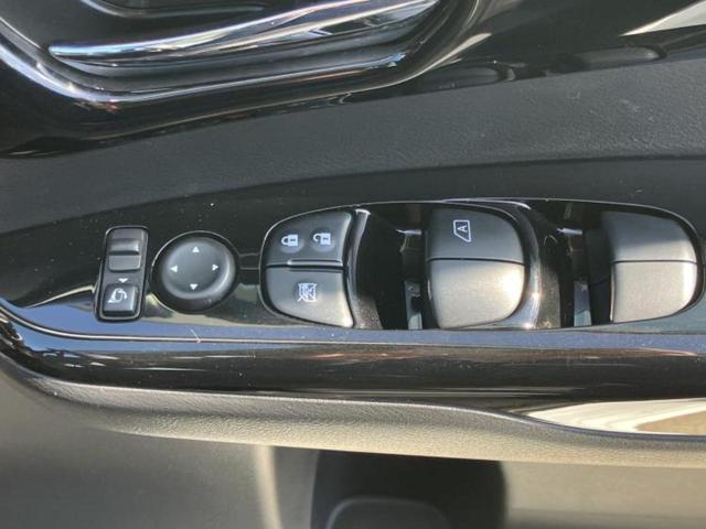 セレナ eパワーハイウェイスターG 保証書/純正 10インチ SDナビ/フリップダウンモニター/インテリジェントルームミラー/衝突安全装置/両側電動スライドドア/車線逸脱防止支援システム/シート 合皮/ヘッドランプ LED/ETC(30枚目)