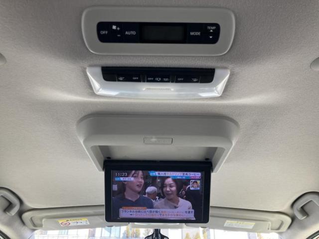 セレナ eパワーハイウェイスターG 保証書/純正 10インチ SDナビ/フリップダウンモニター/インテリジェントルームミラー/衝突安全装置/両側電動スライドドア/車線逸脱防止支援システム/シート 合皮/ヘッドランプ LED/ETC(37枚目)