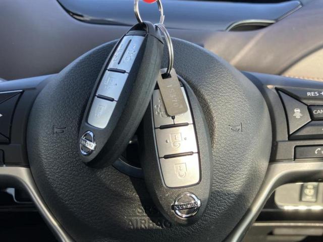 セレナ eパワーハイウェイスターG 保証書/純正 10インチ SDナビ/フリップダウンモニター/インテリジェントルームミラー/衝突安全装置/両側電動スライドドア/車線逸脱防止支援システム/シート 合皮/ヘッドランプ LED/ETC(41枚目)