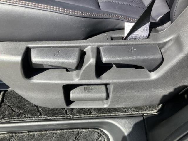 セレナ eパワーハイウェイスターG 保証書/純正 10インチ SDナビ/フリップダウンモニター/インテリジェントルームミラー/衝突安全装置/両側電動スライドドア/車線逸脱防止支援システム/シート 合皮/ヘッドランプ LED/ETC(43枚目)