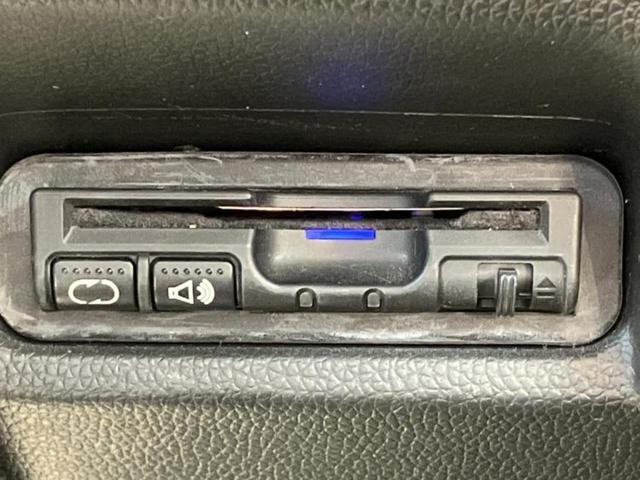 フィットハイブリッド ハイブリッド・Ｌパッケージ　新品タイヤ／保証書／純正　８インチ　ＳＤナビ／シート　ハーフレザー／ヘッドランプ　ＬＥＤ／ＥＴＣ／ＥＢＤ付ＡＢＳ／横滑り防止装置／アイドリングストップ／クルーズコントロール／バックモニター　ＤＶＤ再生（25枚目）